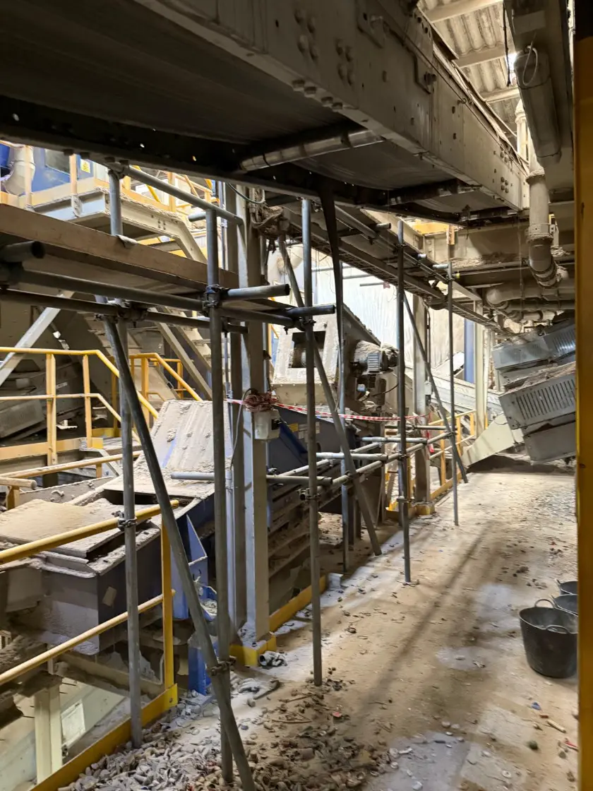 Curtis Scaffolding commercial thumbnail 17