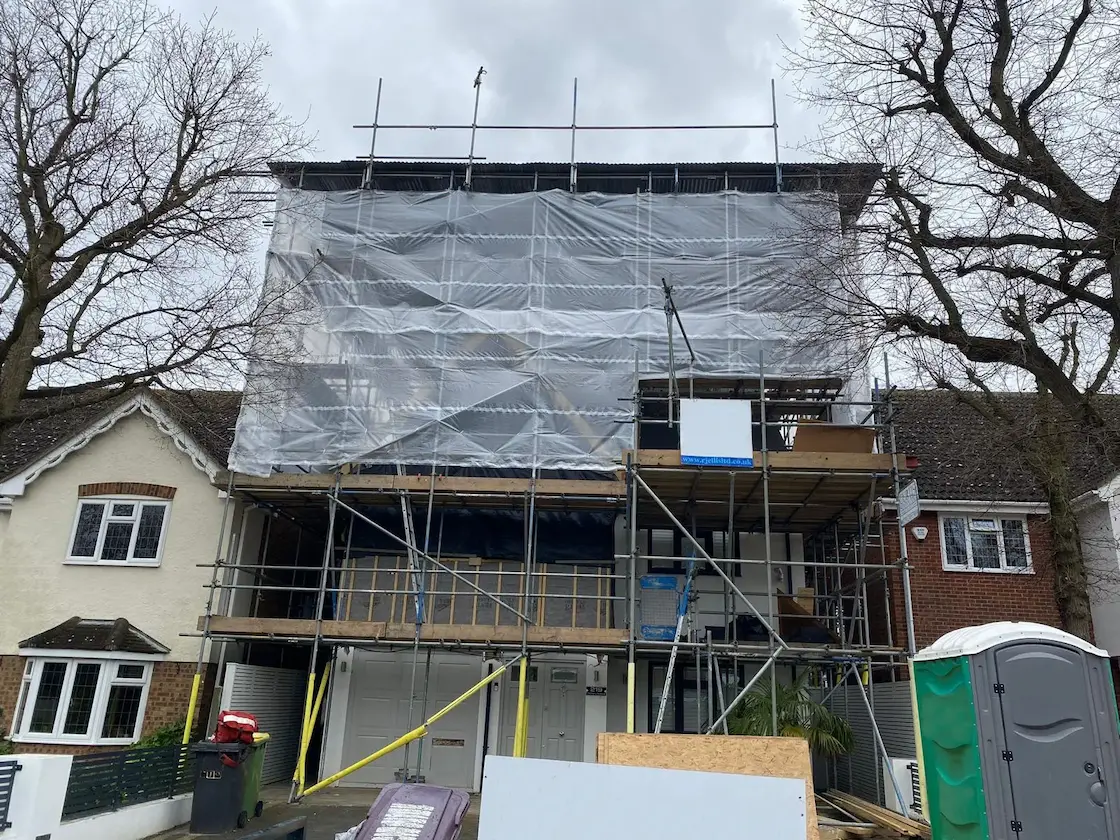 Curtis Scaffolding commercial thumbnail 9