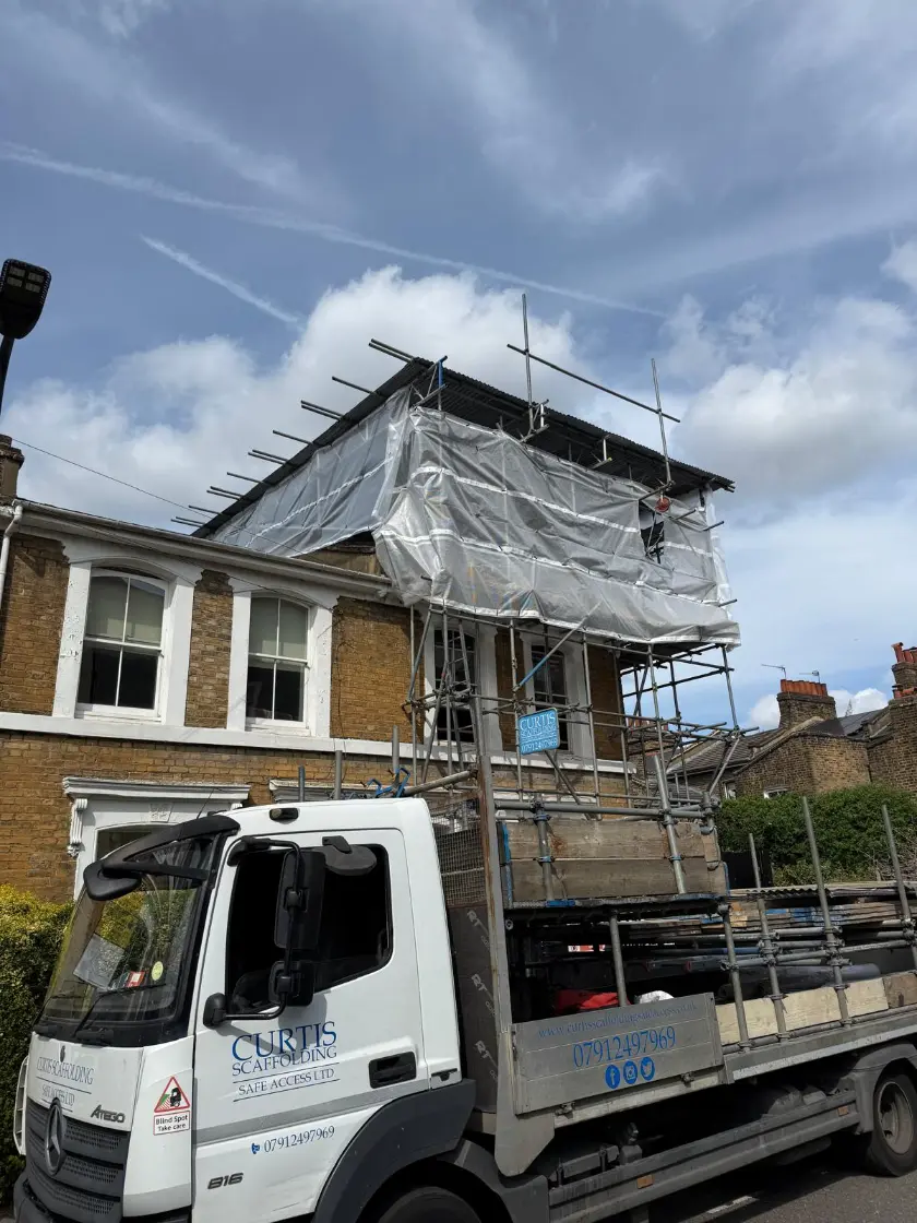 Curtis Scaffolding commercial thumbnail 15