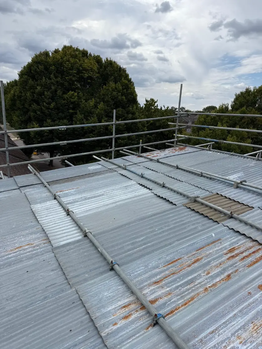 Curtis Scaffolding commercial thumbnail 16